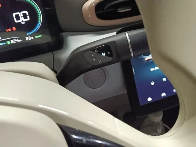 Leapmotor T03 — Фото автомобиля 10