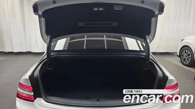 Genesis G80 RG3 — Фото автомобиля 23