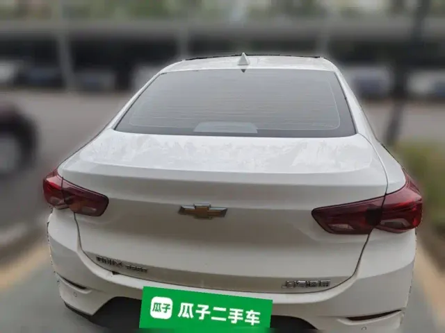 Chevrolet Cavalier — Фото автомобиля 3