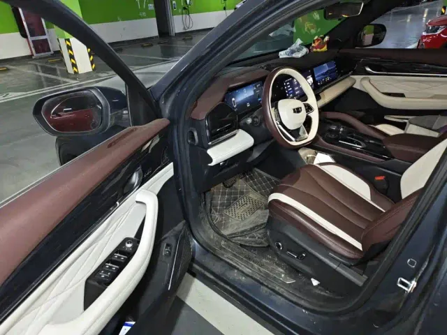 Geely Xingyue L — Фото автомобиля 12