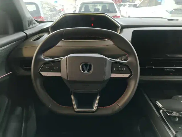 Changan CS55 Plus — Фото автомобиля 10