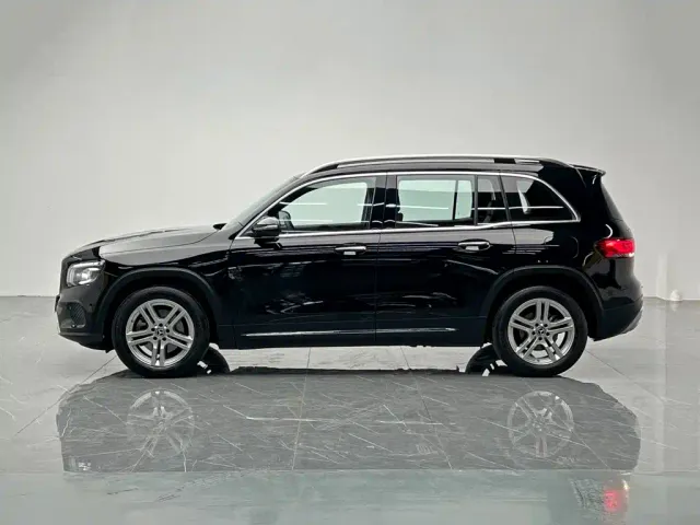 Mercedes-Benz GLB-Class — Фото автомобиля 3