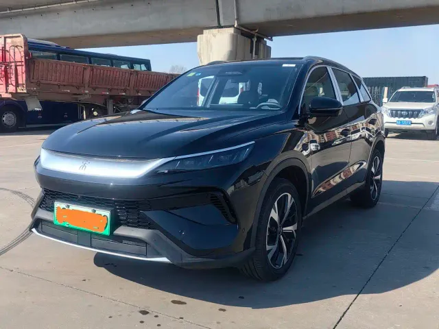 Фотография автомобиля — BYD Song Pro