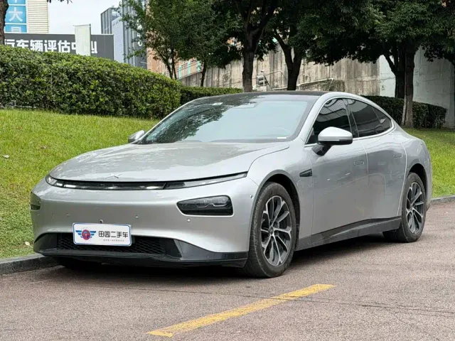 Фотография автомобиля — Xpeng P7