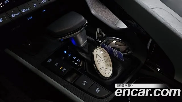 Hyundai Avante CN7 — Фото автомобиля 12