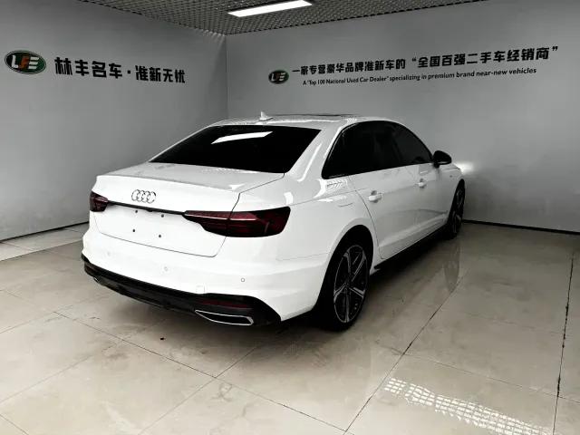 Audi A4L — Фото автомобиля 4