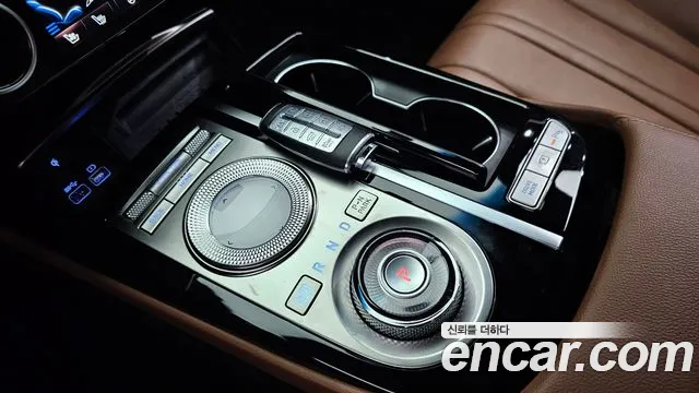 Genesis G80 Бензин 2.5 турбо 2WD — Фото автомобиля 8