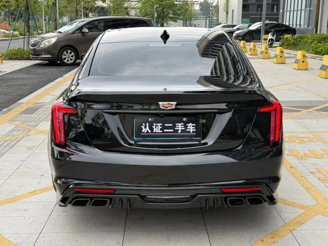 Cadillac CT5 — Фото автомобиля 16