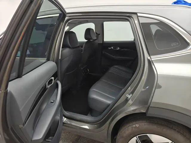 Geely Galaxy E5 — Фото автомобиля 10