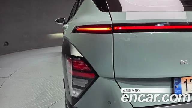 Hyundai Kona SX2 — Фото автомобиля 8