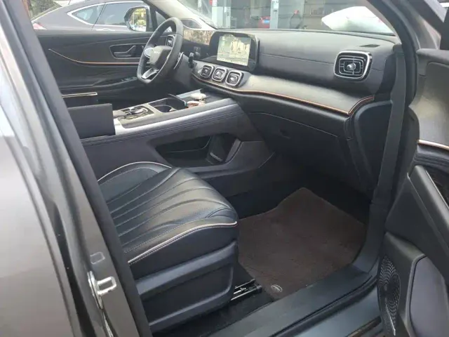 Chery Tiggo 9 — Фото автомобиля 8