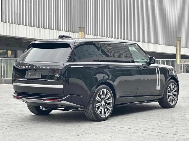 Land Rover Range Rover — Фото автомобиля 15
