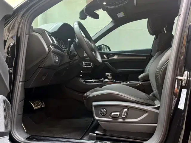 Audi Q5L — Фото автомобиля 9