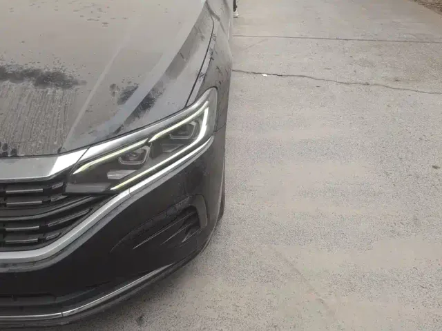 Volkswagen Passat — Фото автомобиля 5