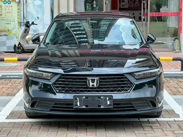 Honda Accord — Фото автомобиля 2