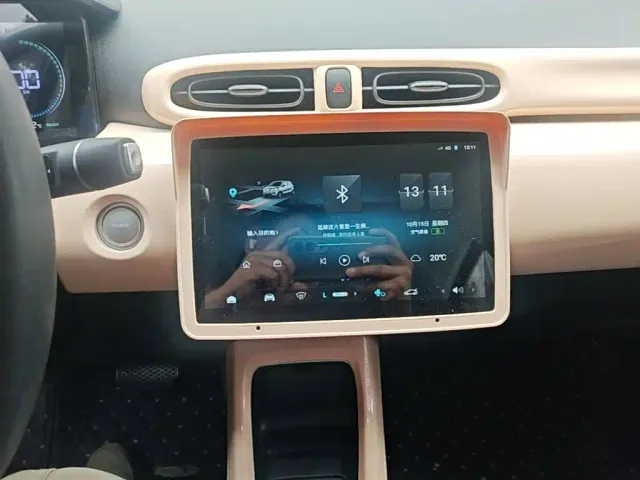 Leapmotor T03 — Фото автомобиля 12