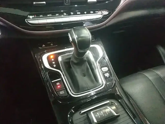 GAC Trumpchi M6 — Фото автомобиля 13