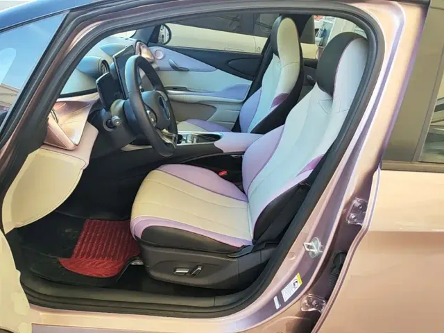 BYD Dolphin — Фото автомобиля 14