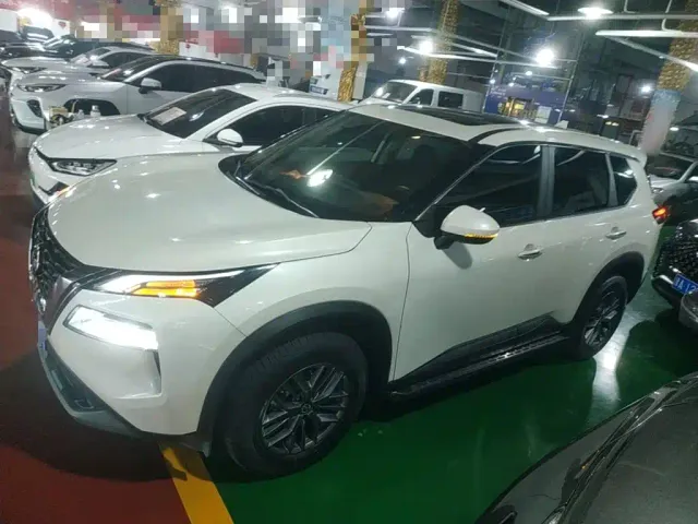 Nissan X-Trail — Фото автомобиля 20