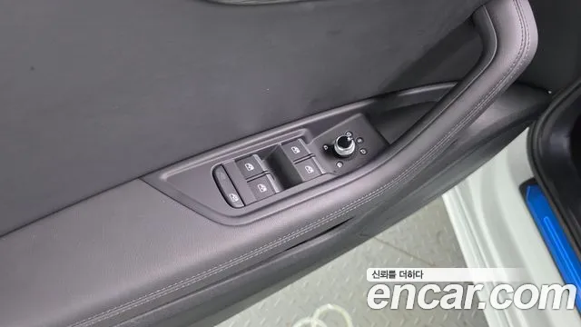 Audi A4 45 TFSI quattro Premium — Фото автомобиля 25