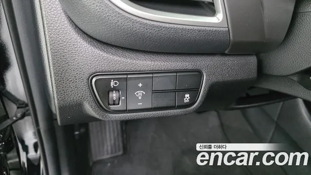 Kia Seltos New — Фото автомобиля 17