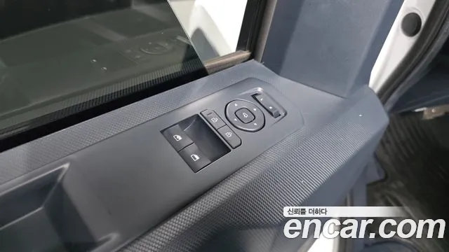 Kia PV5 — Фото автомобиля 28