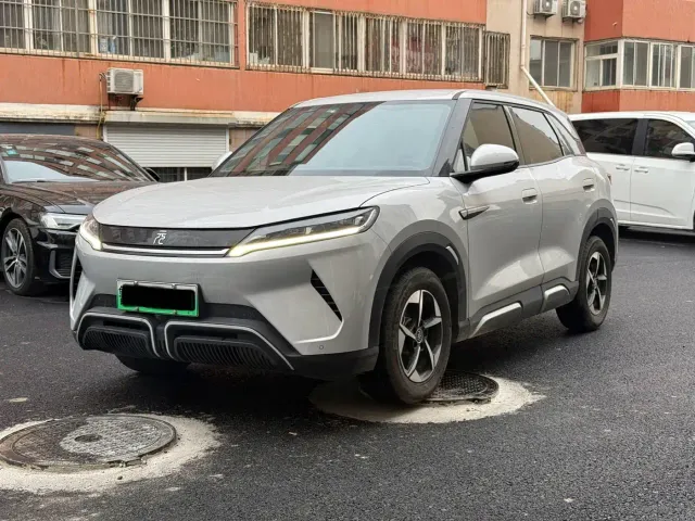 Фотография автомобиля — BYD Yuan UP
