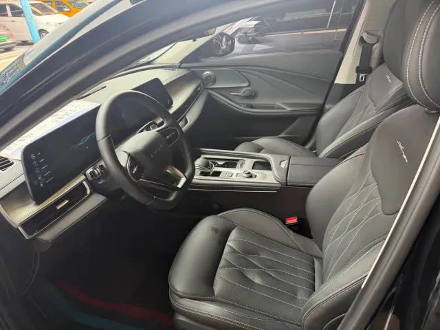 Chery Arrizo 8 — Фото автомобиля 12