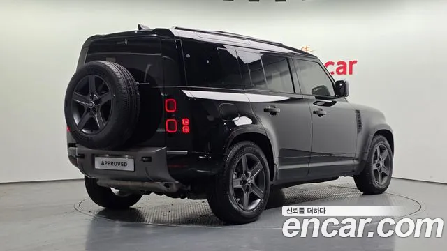 Land Rover Defender L663 — Фото автомобиля 2
