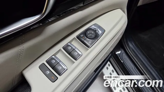 Kia Carnival 4th Gen — Фото автомобиля 21