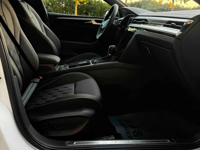 Volkswagen CC — Фото автомобиля 10