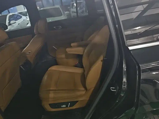 Li Auto Li ONE 2021 Extended Range 6-Seater — Фото автомобиля 19