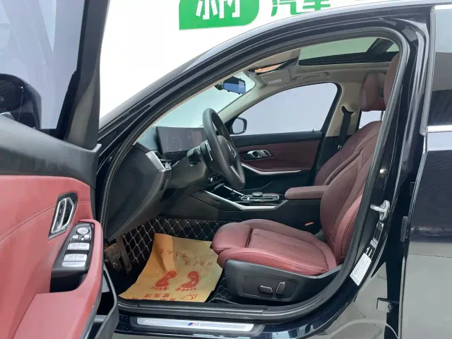 BMW 3 Series — Фото автомобиля 17