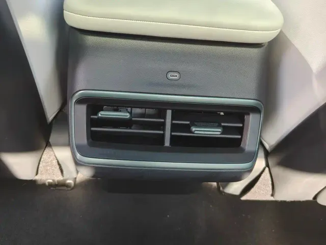 Nissan N7 — Фото автомобиля 14