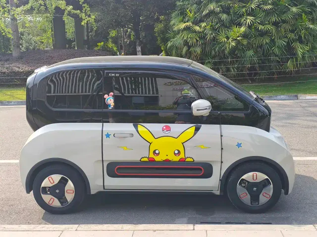 Baojun KiWi EV — Фото автомобиля 4