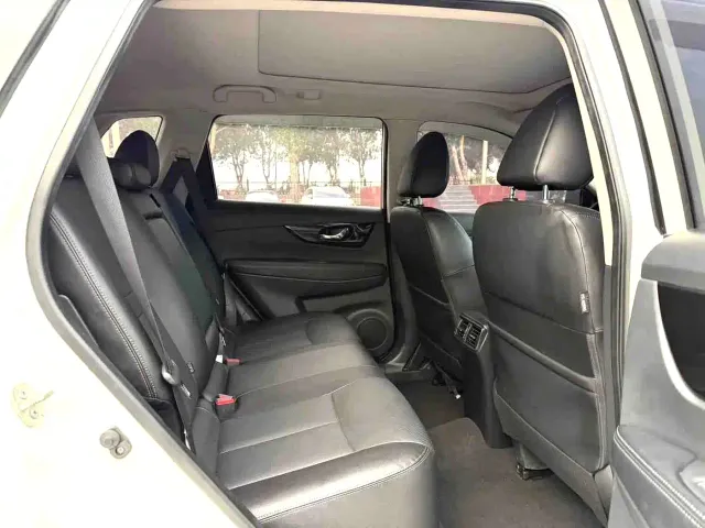 Nissan X-Trail 2022 2.0L 2WD Smart Connection Premium Edition — Фото автомобиля 9