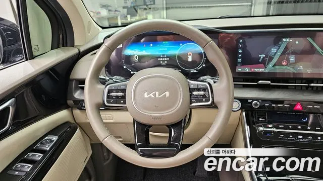 Kia Canival — Фото автомобиля 14