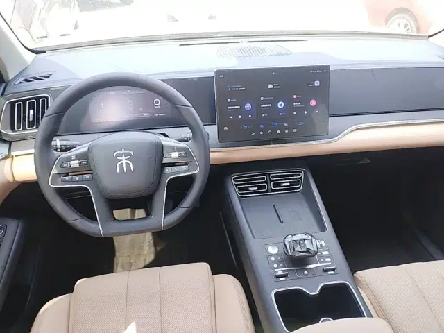 BYD Song Pro — Фото автомобиля 9