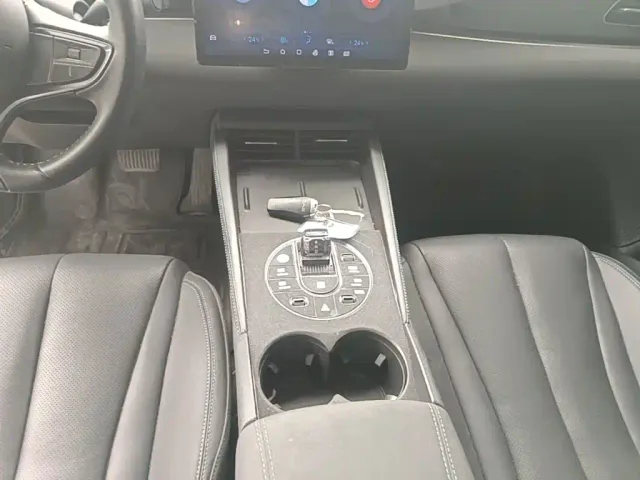 BYD Seal 06 — Фото автомобиля 13