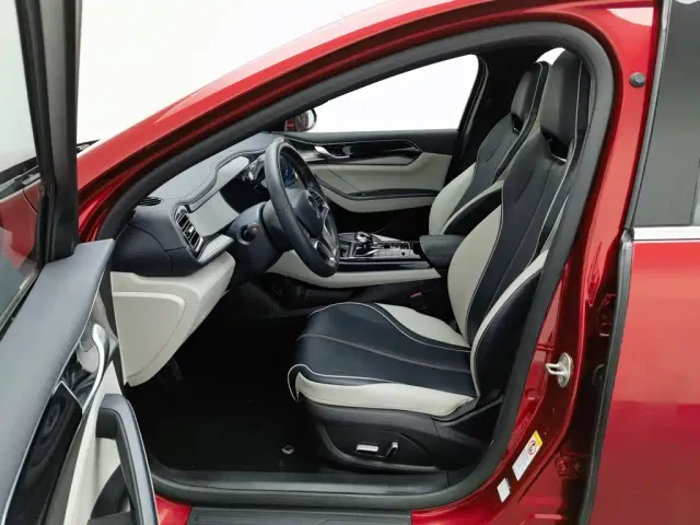 BYD Qin PLUS — Фото автомобиля 10