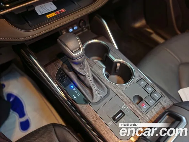 Toyota Highlander — Фото автомобиля 9