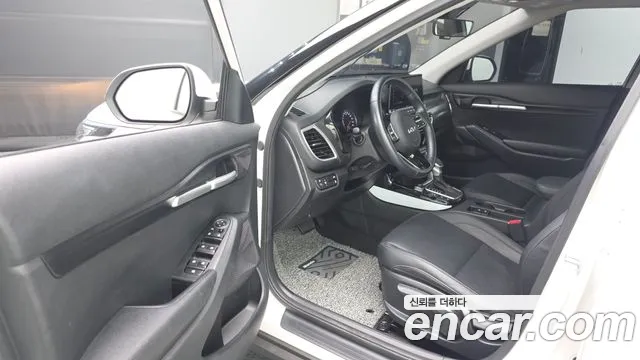 Kia Seltos Seltos Бензин 1.6 турбо 2WD — Фото автомобиля 10