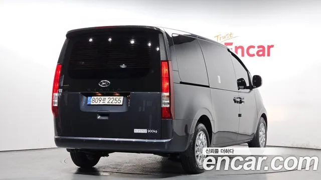 Hyundai Staria Staria Карго 3 места — Фото автомобиля 2