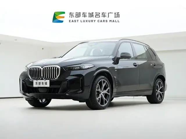 Фотография автомобиля — BMW X5