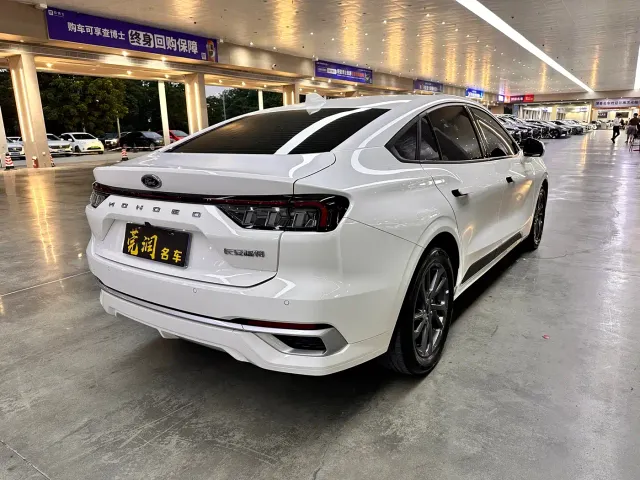 Ford Mondeo — Фото автомобиля 17