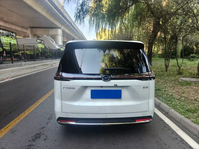 GAC Trumpchi E8 — Фото автомобиля 5