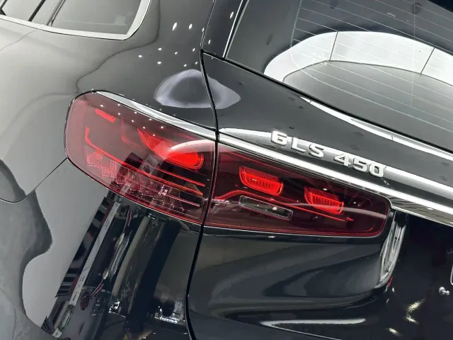 Mercedes-Benz GLS-Class — Фото автомобиля 20