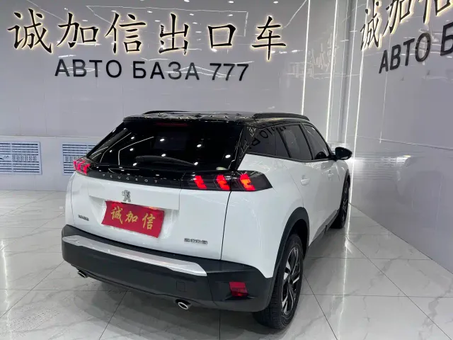Peugeot 2008 — Фото автомобиля 4