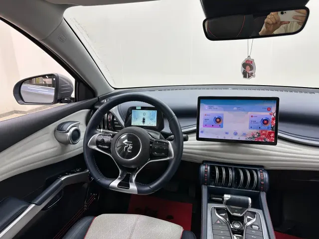 BYD Yuan PLUS — Фото автомобиля 20