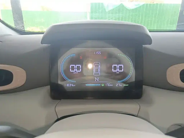 Leapmotor T03 — Фото автомобиля 11